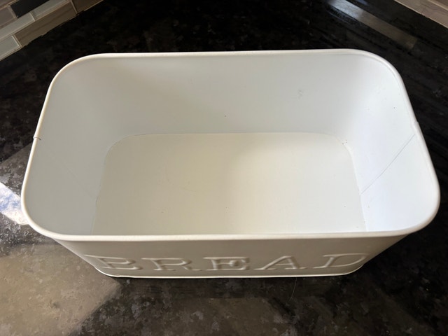White Metal Bread Box with Wooden Lid - Excellent Condition - photo 2