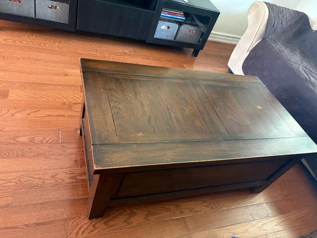 Solid Wood Coffee Table with Hidden Storage - Minor Scuffs