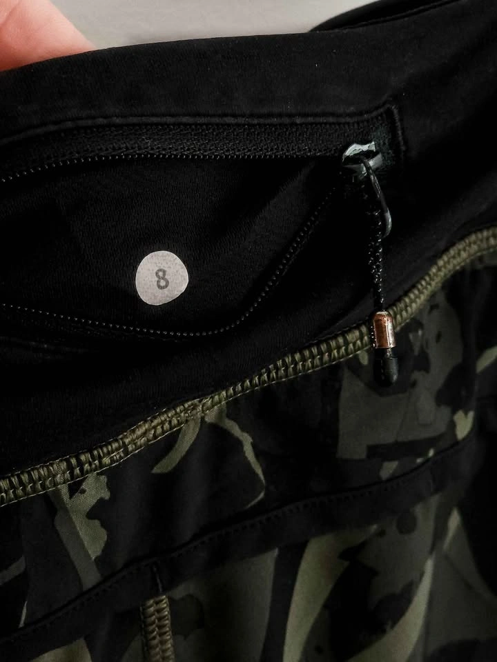 Lululemon Speed Shorts 4-Way Stretch – Pop Cut Fatigue Camo – Si - photo 4