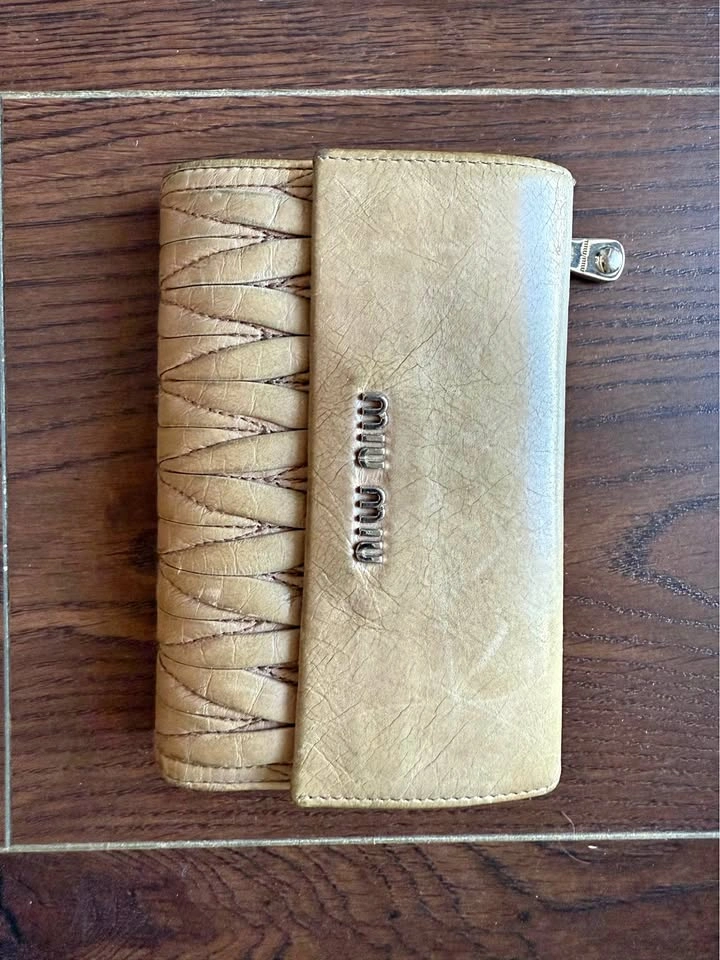 Authentic Miu Miu Leather Wallet – Beige/Taupe