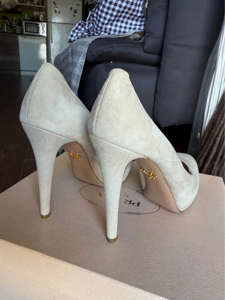 Prada Suede Platform Pumps – Size 39 - photo 2