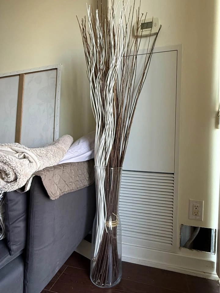 Tall vase with dried bouquet - photo 2