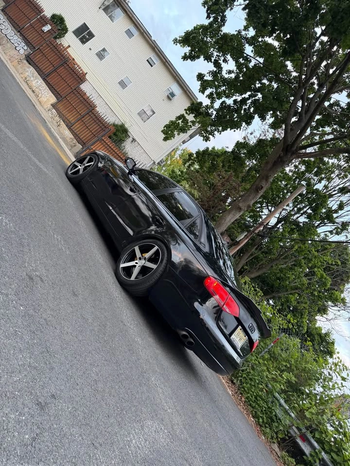 2011 Audi A4 2.0T Quattro Premium Sedan 4D - photo 5