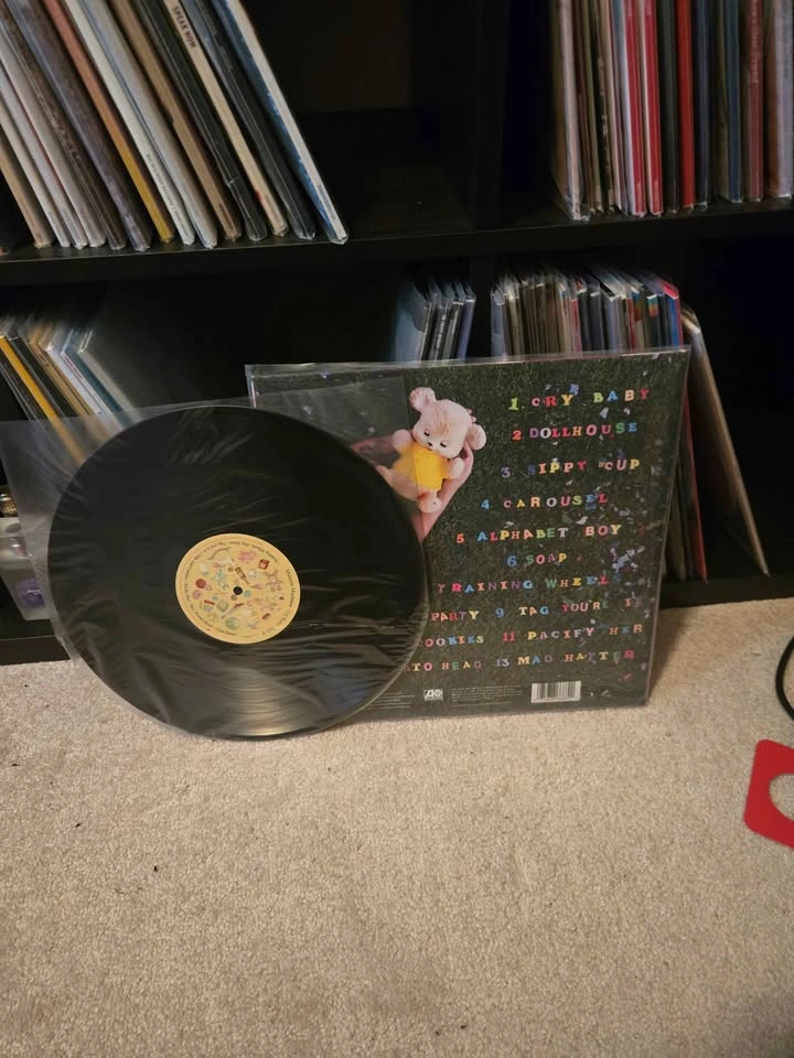 Melanie Martinez vinyl - photo 3