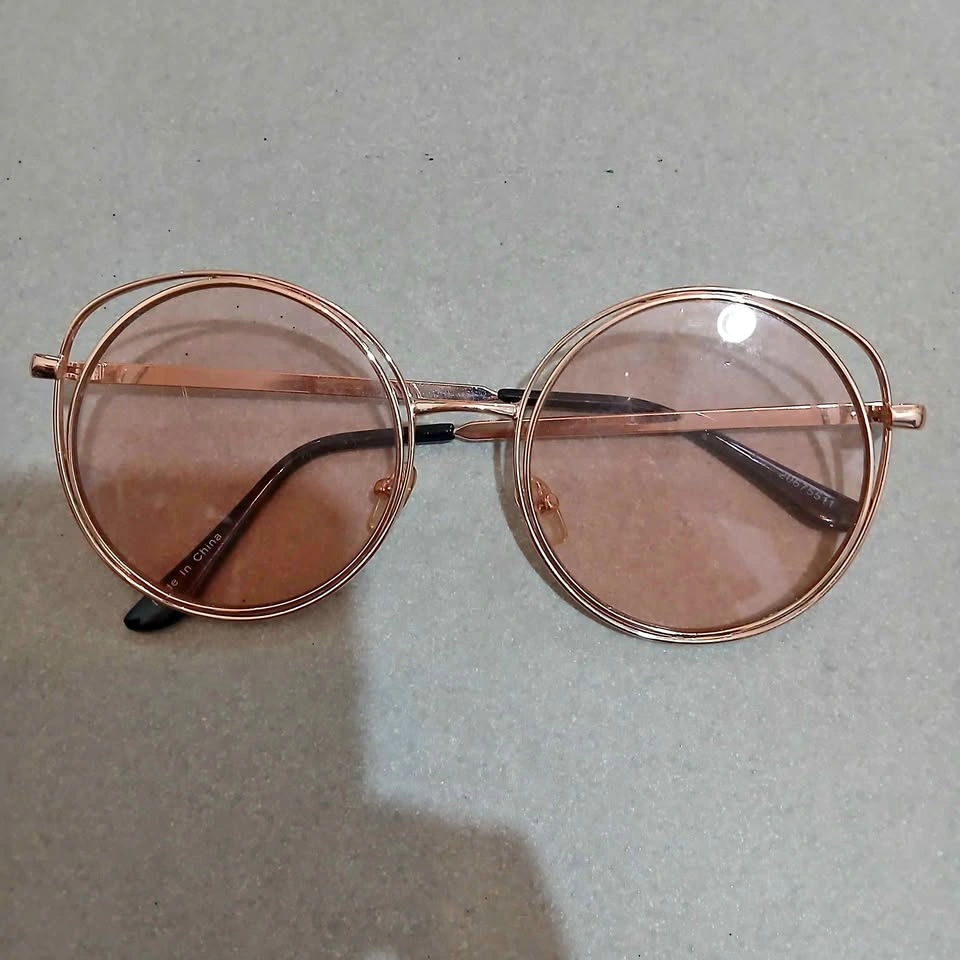 ⚽ Rose Gold Round Frame Sunglasses
