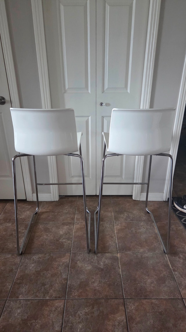 White bar stools - Ikea Glenn - photo 2