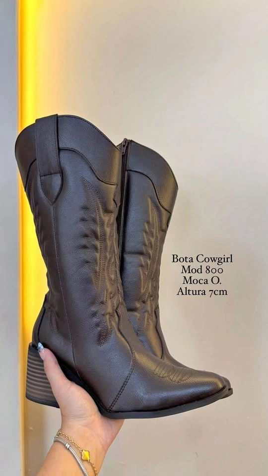 Classic Dark Brown Cowgirl Boots