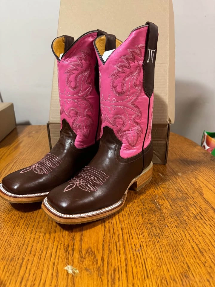 Women’s Cowboy Boots – Size 8 US – Genuine Leather - photo 2