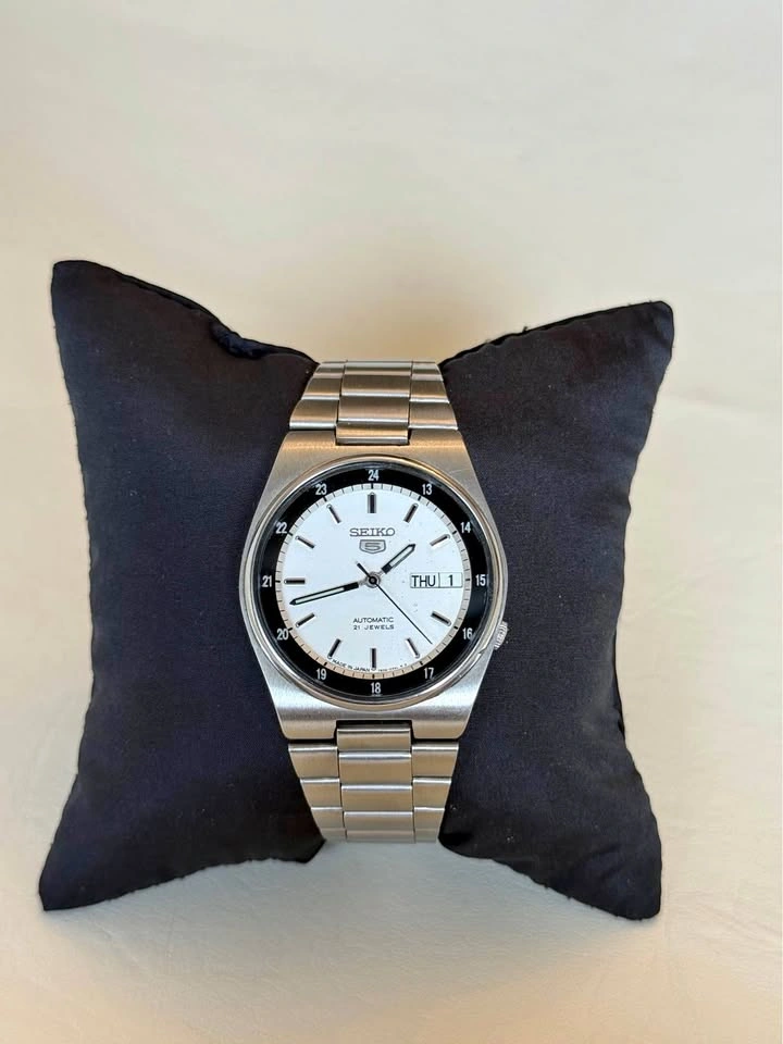 Seiko 5 Automatic Men’s Watch – White Dial (7S26)