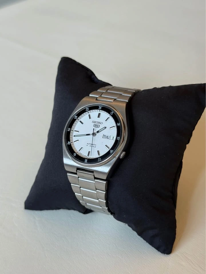 Seiko 5 Automatic Men’s Watch – White Dial (7S26) - photo 2
