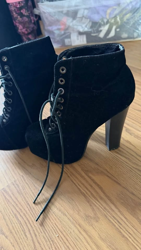 Delicacy Black Suede Platform Lace-Up Chunky Heel Boots - Size 7 - photo 2