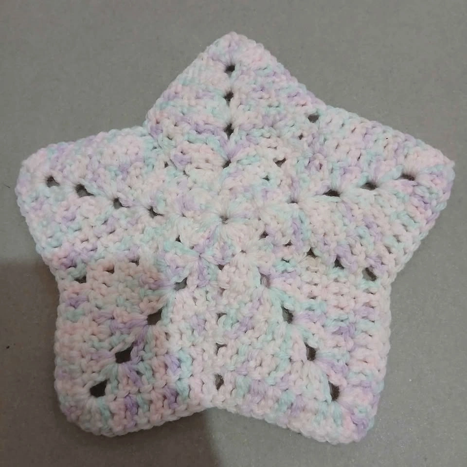 ⚽ Handmade Crochet Star - photo 2
