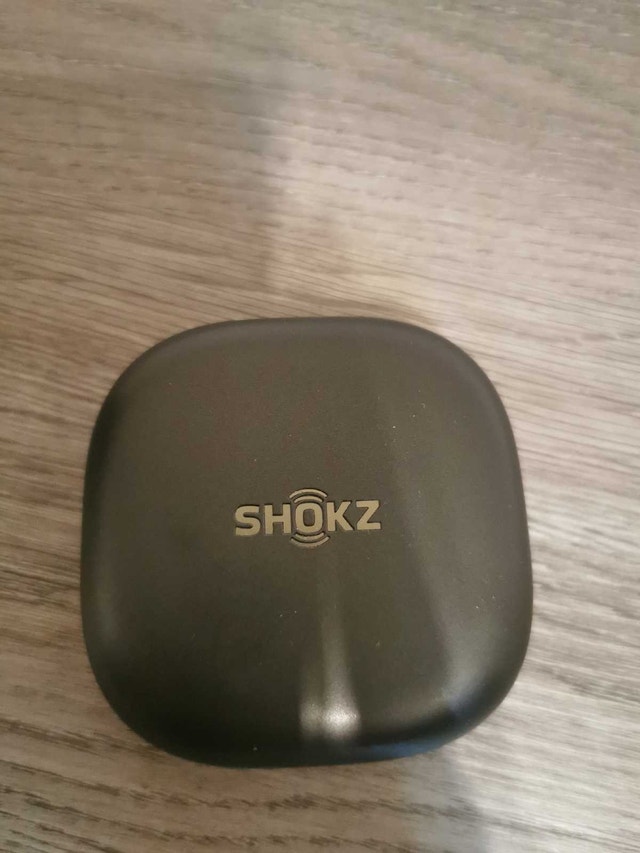Shokz Openfit 2 earbuds - photo 2