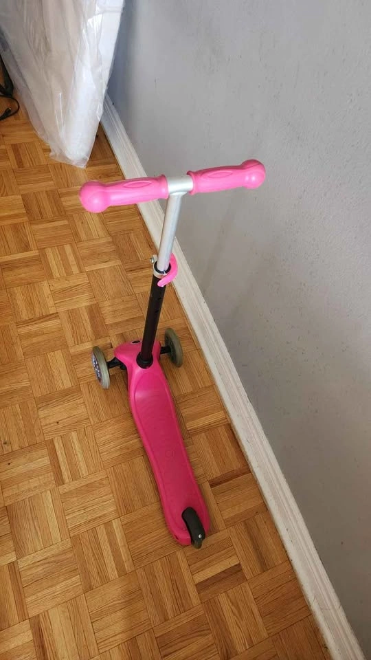 Globber 3-Wheel Kids Kick Scooter - photo 2
