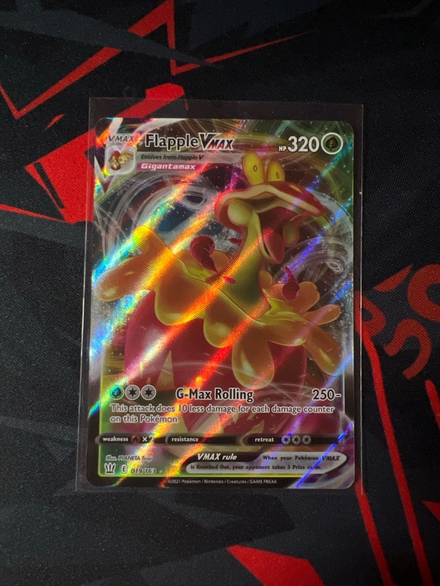 Meowth Vmax, Flapple Vmax - photo 3