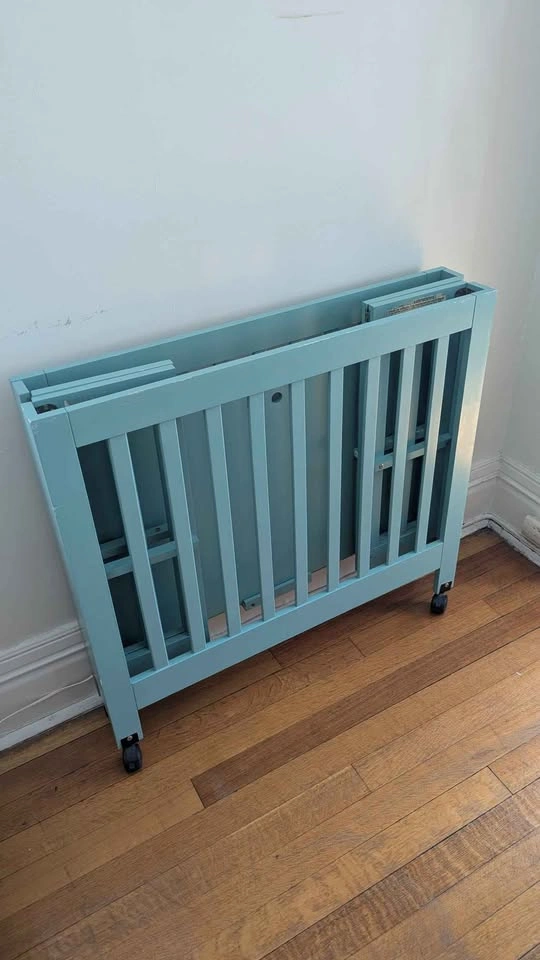 Babyletto Origami Portable Mini Crib with Mattress - photo 2