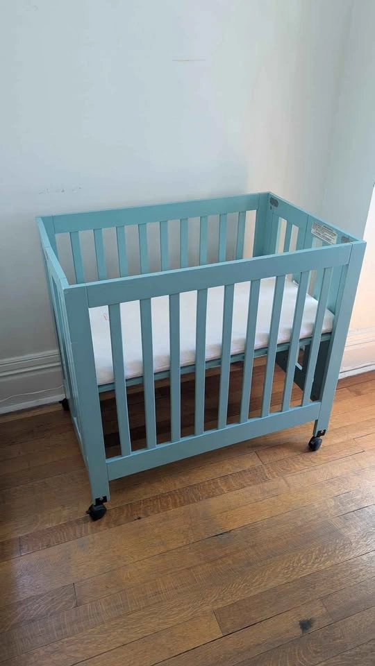 Babyletto Origami Portable Mini Crib with Mattress - photo 3