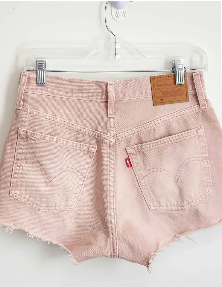 NWOT Levis 501 Original Pink Shorts – Size 26 Women's - photo 4