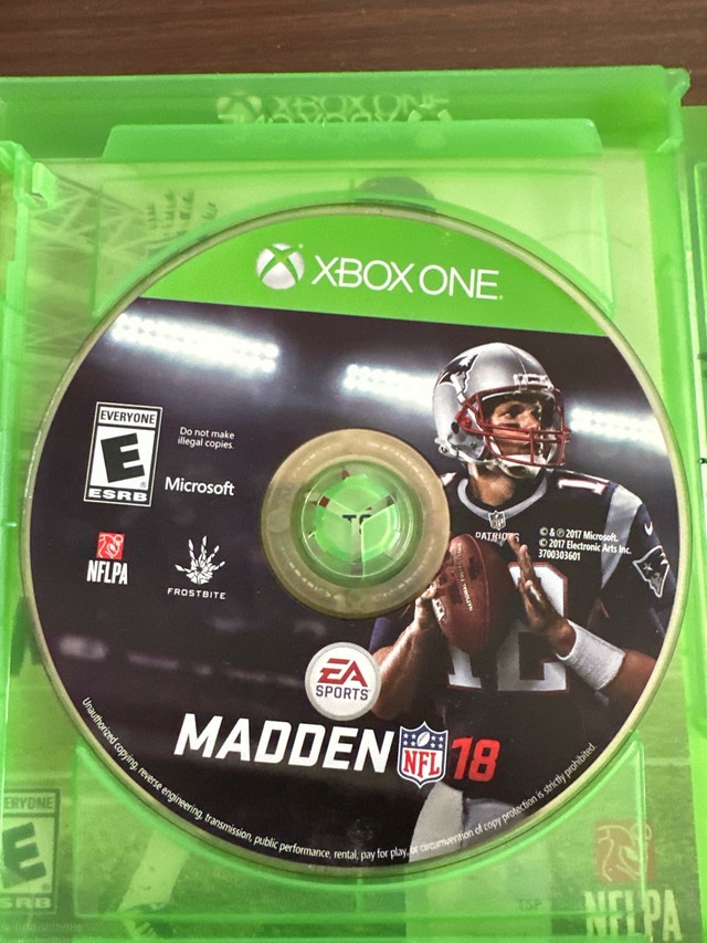 4 Xbox one games - photo 3