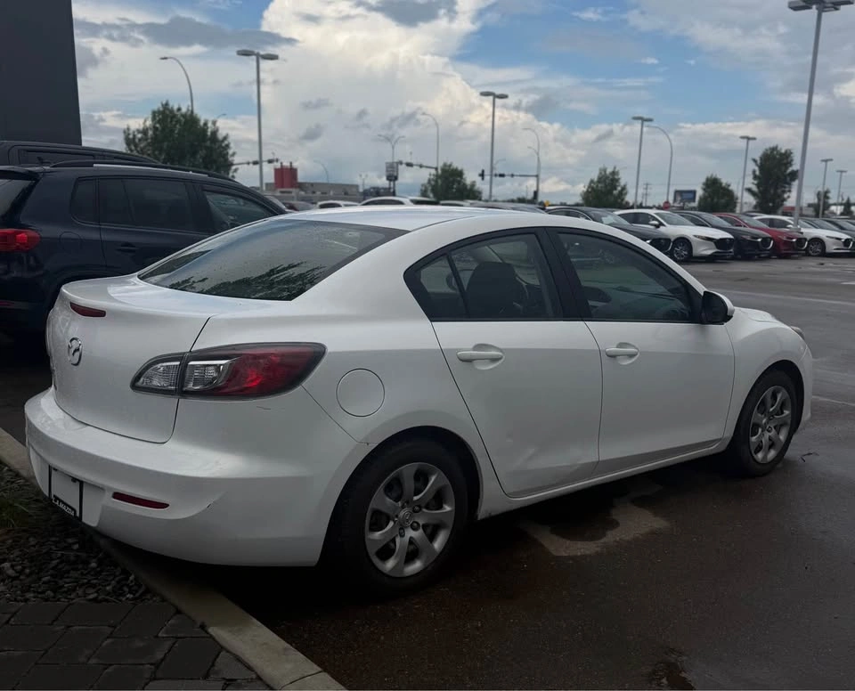 2012 Mazda 3 - photo 2