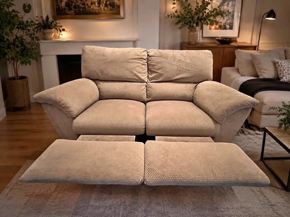 Free Delivery 🚚 Lazy Boy Reclining Loveseat Beige Sofa Couch
