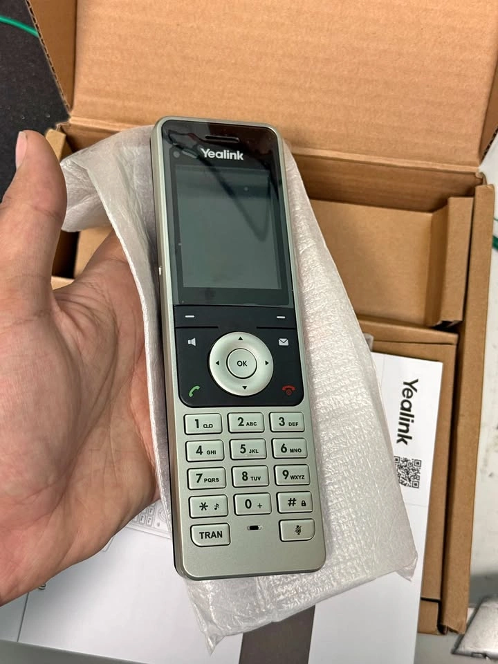 Yealink W76P - IP DECT Phone Bundle W56H with W70 Base