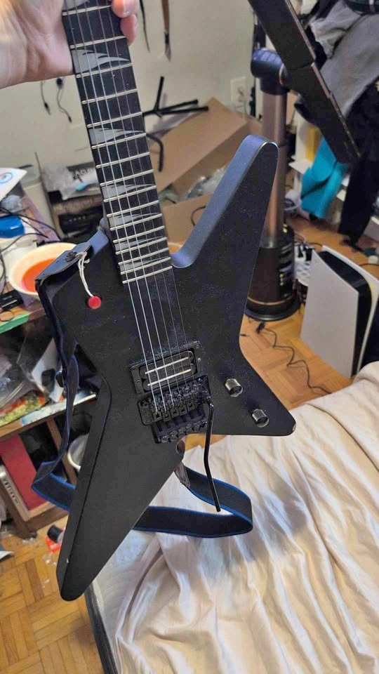 Westcreek High Voltage Electric Guitar