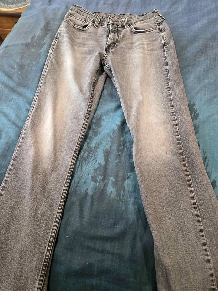 Levi's 514 Straight Fit Jeans
