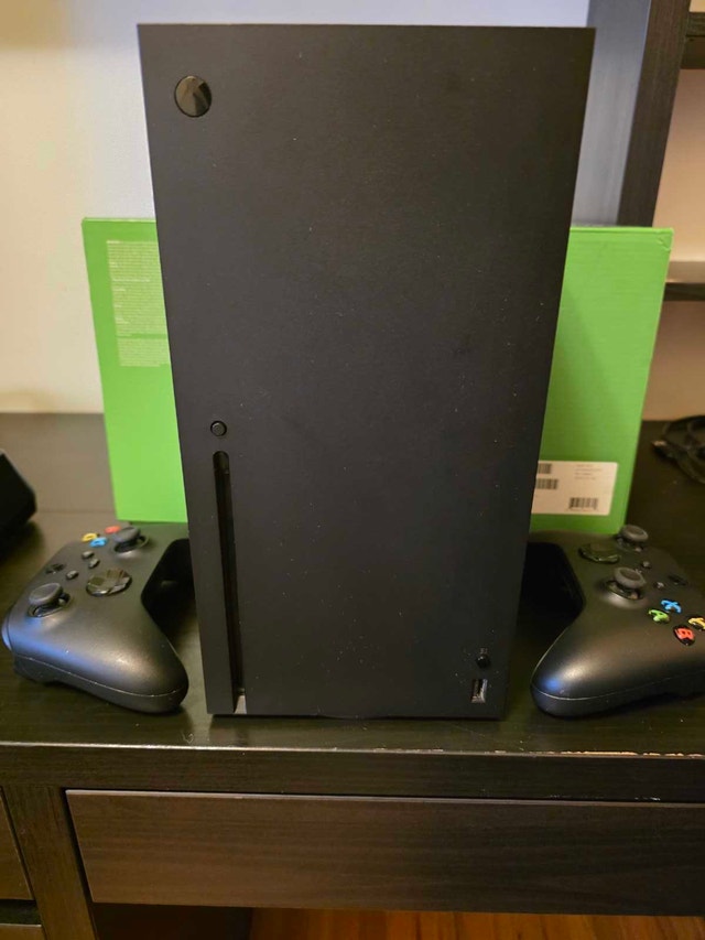 Microsoft Xbox Series X - Disc Edition - photo 2
