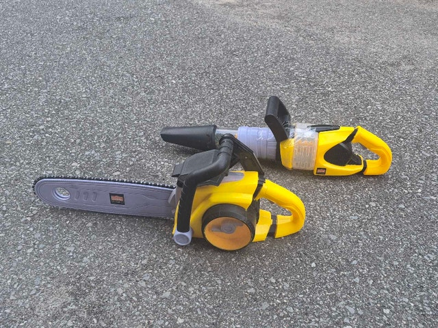toy leaf blower and chainsaw tools