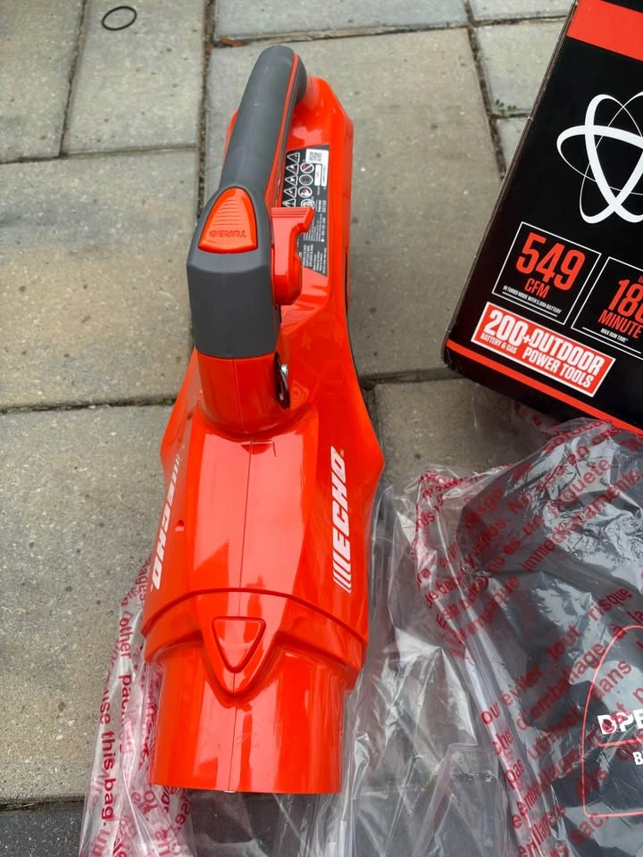 Brand New ECHO 56V Cordless Leaf Blower Kit (DPB-2500) - photo 2