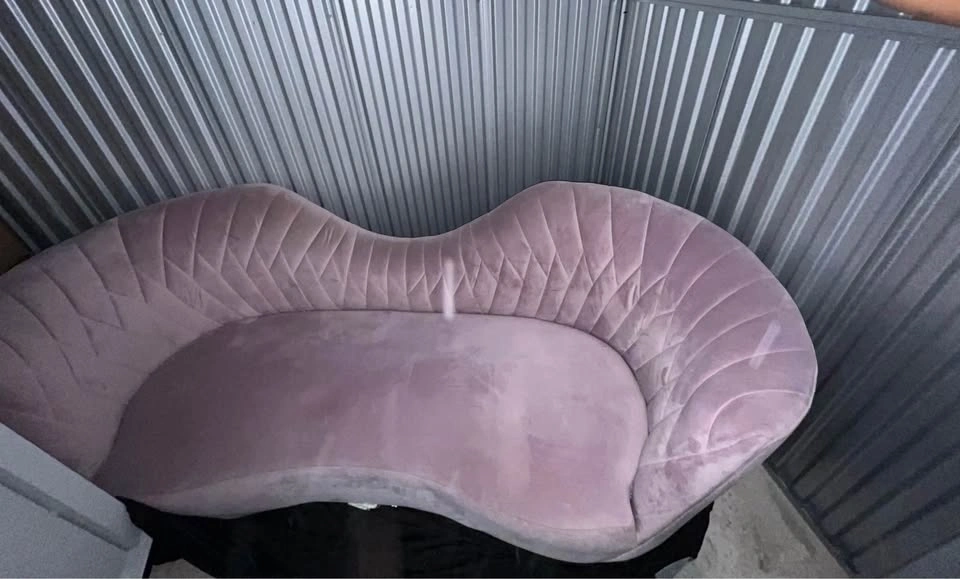 Suede Loveseat couch - photo 3