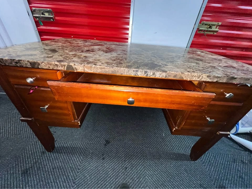 Marble top desk - photo 2