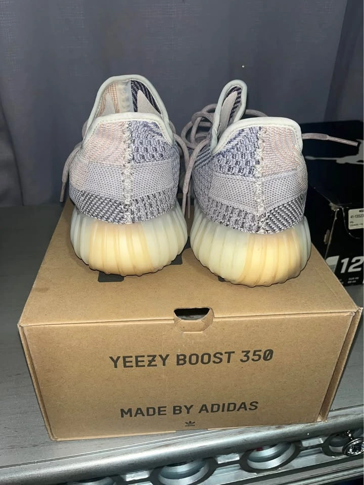 adidas Yeezy Boost 350 V2 - photo 3