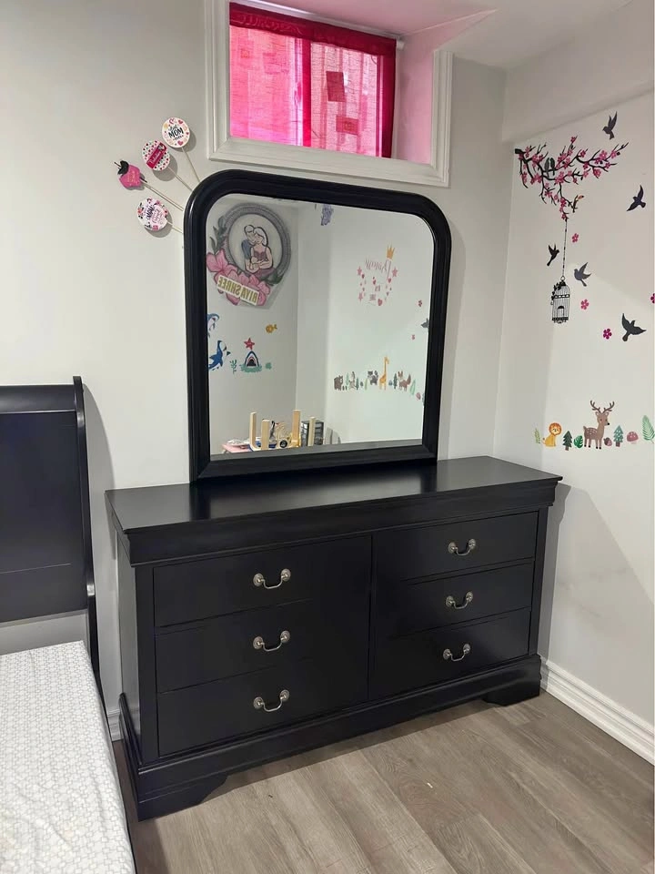 Queen Bedroom Set for Sale – Complete Matching Set