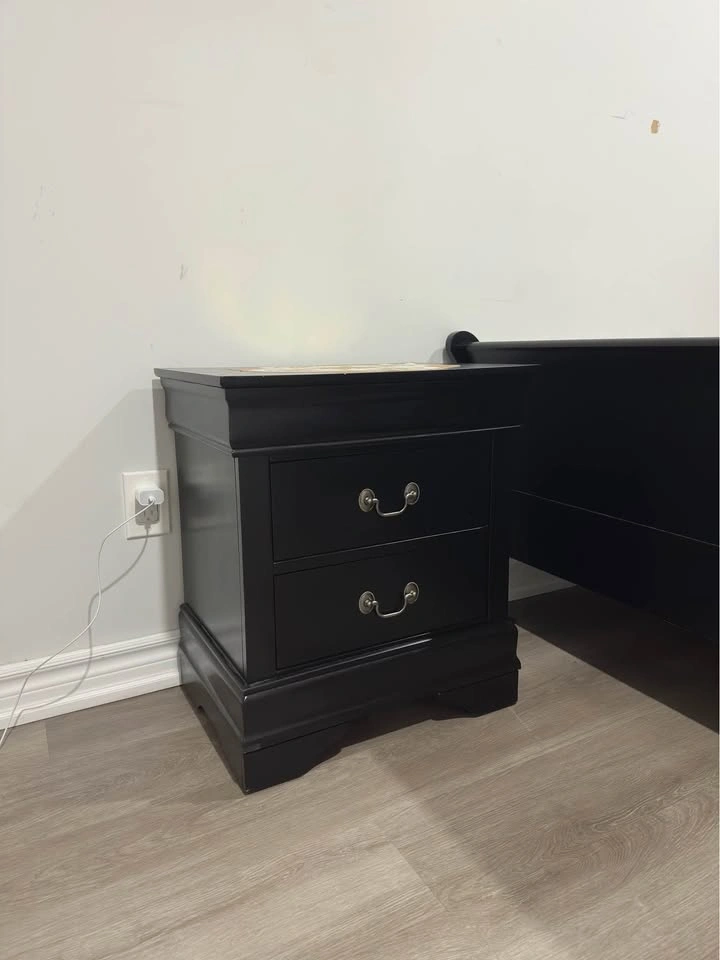 Queen Bedroom Set for Sale – Complete Matching Set - photo 3