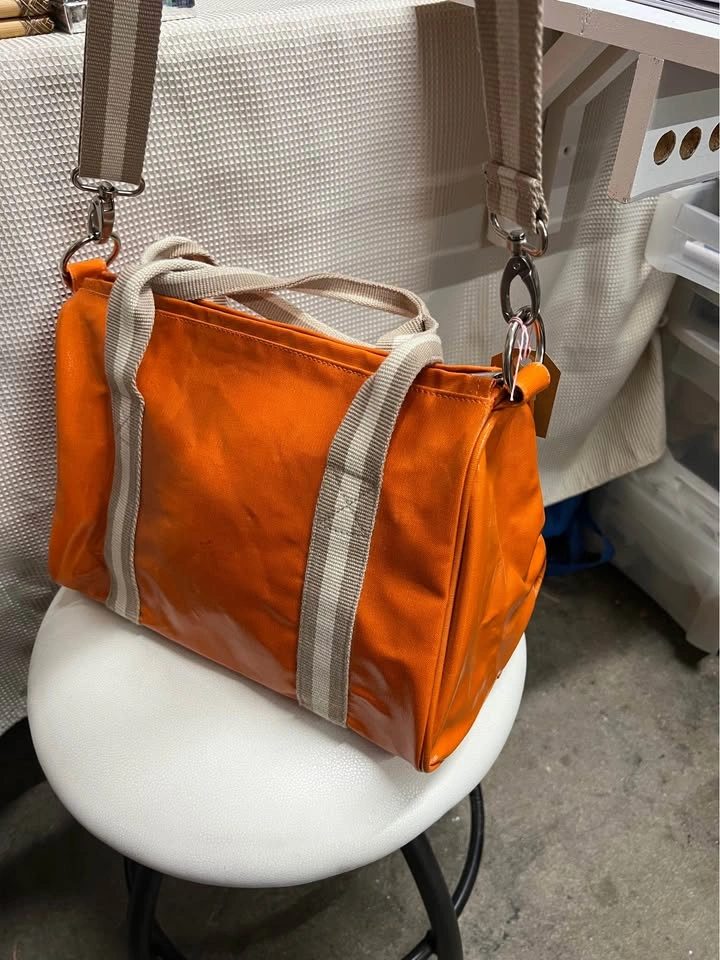 ⚽ Orange Faux leather Body Bag - photo 2