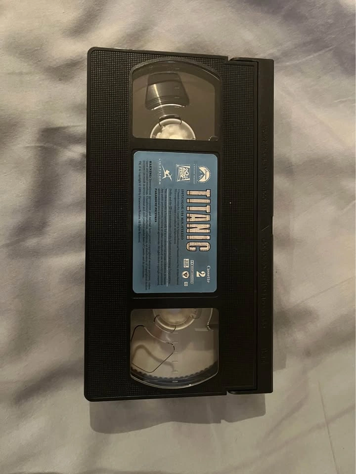 Titanic VHS Cassette 2 - photo 3