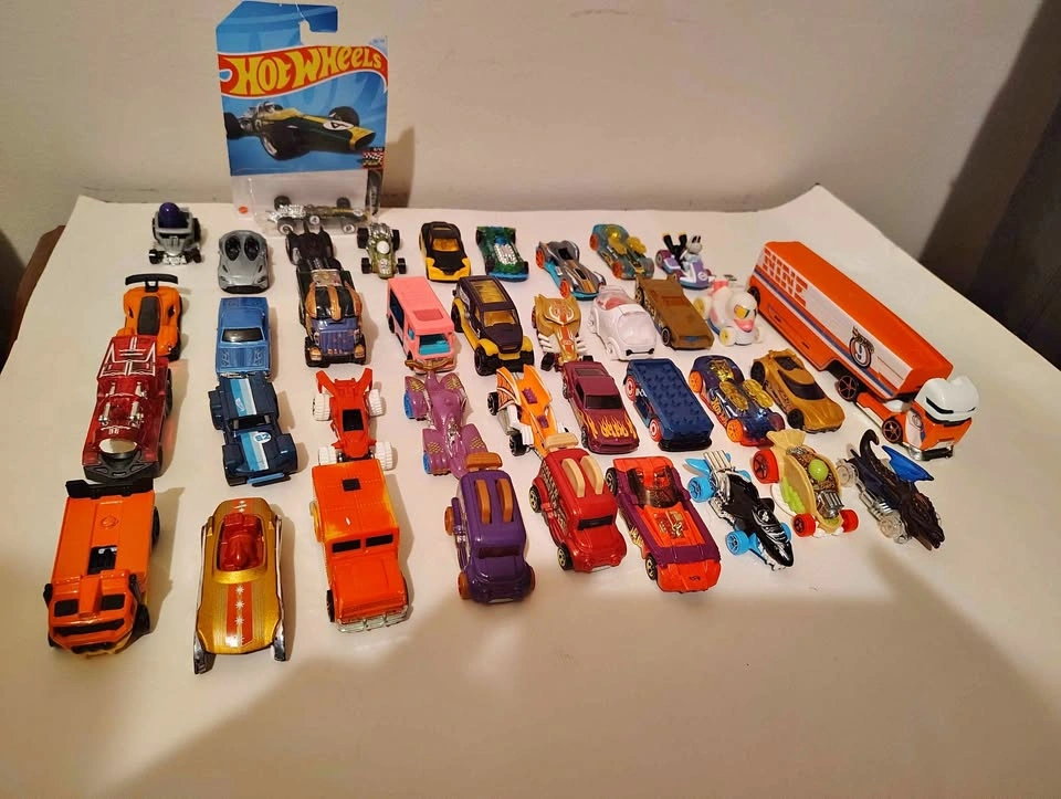 Hot Wheels Toy Car Lot