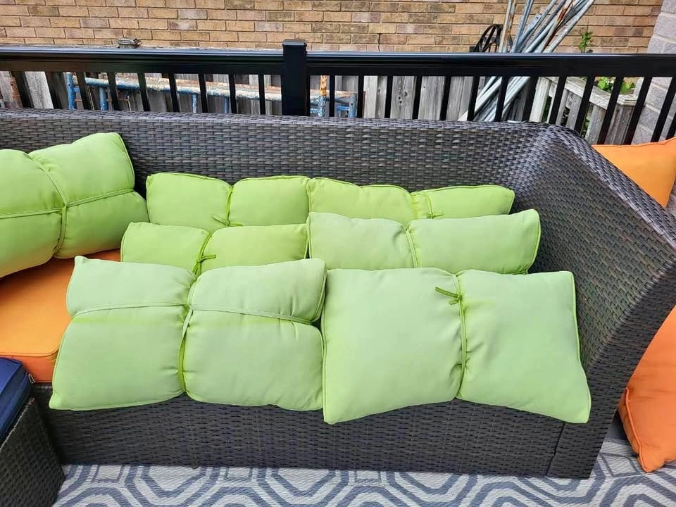 Outdoor pillows - 4 LEFT AVAILABLE