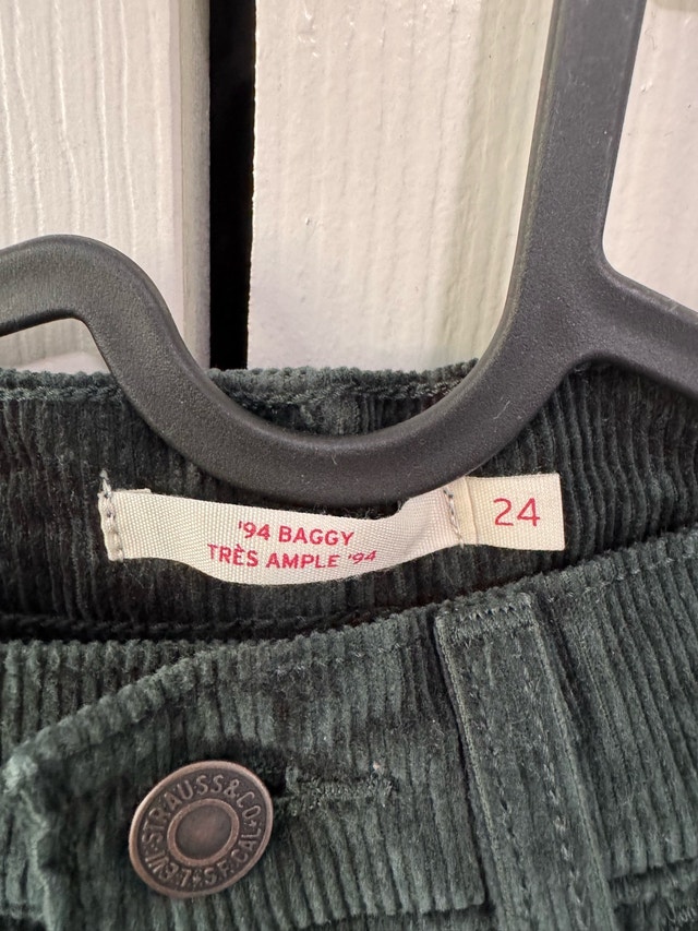 Levi’s Women’s ’94 Baggy Corduroy Jeans - photo 4