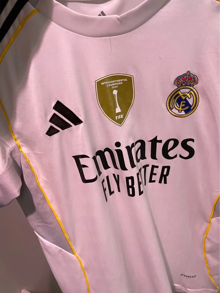 Real Madrid jersey - photo 4