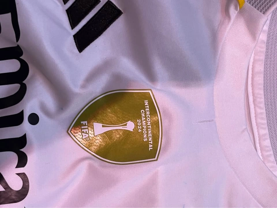 Real Madrid jersey - photo 2