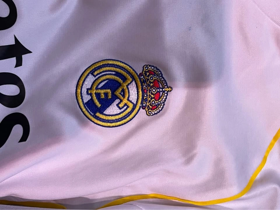Real Madrid jersey - photo 3