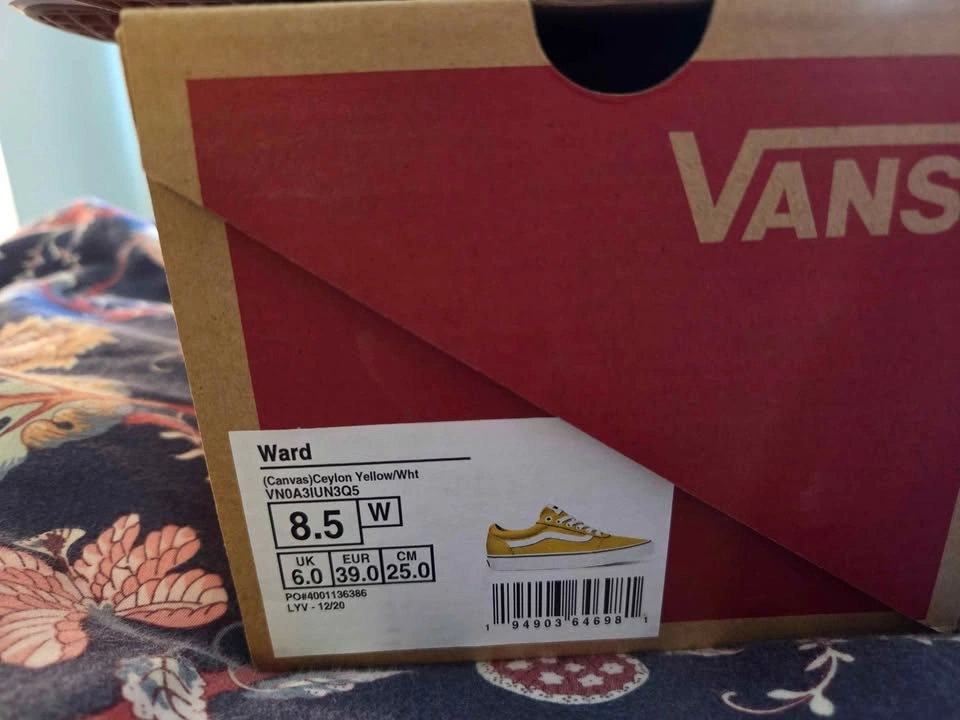 Vans Old Skool Shoes 8.5 womens - photo 3