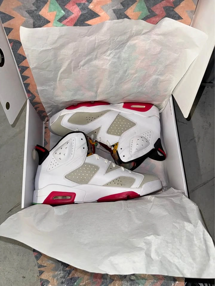 Jordan 6 Retro “Hare” - Size 13