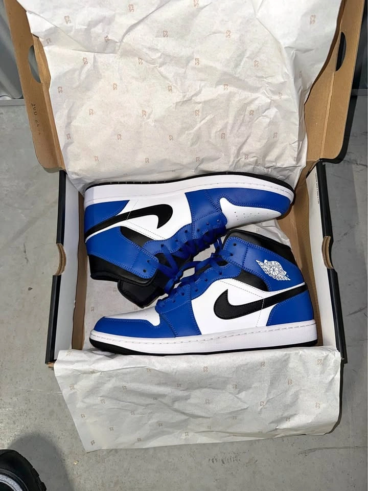 DS Jordan 1 mid Game Royal - Size 12