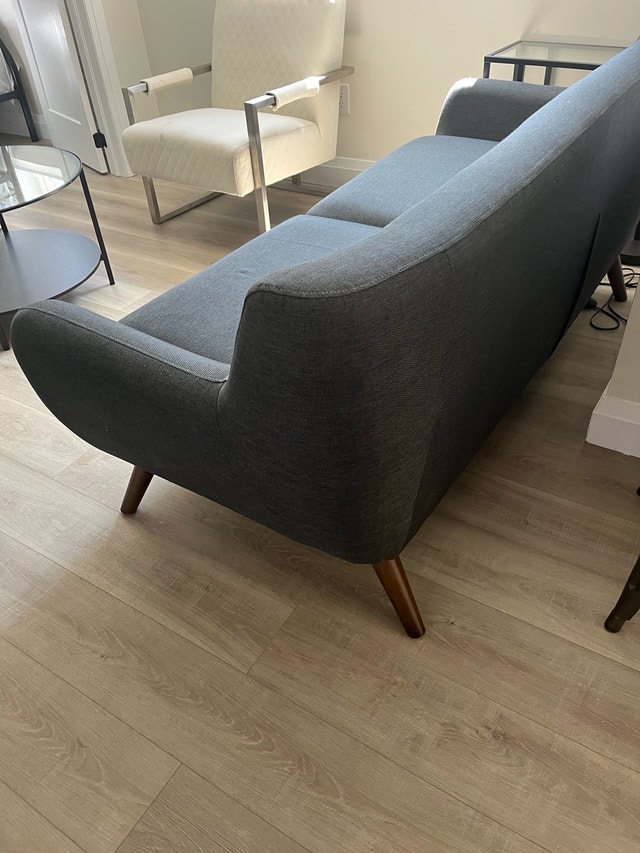 mid century modern sofa dark grey structure - photo 3