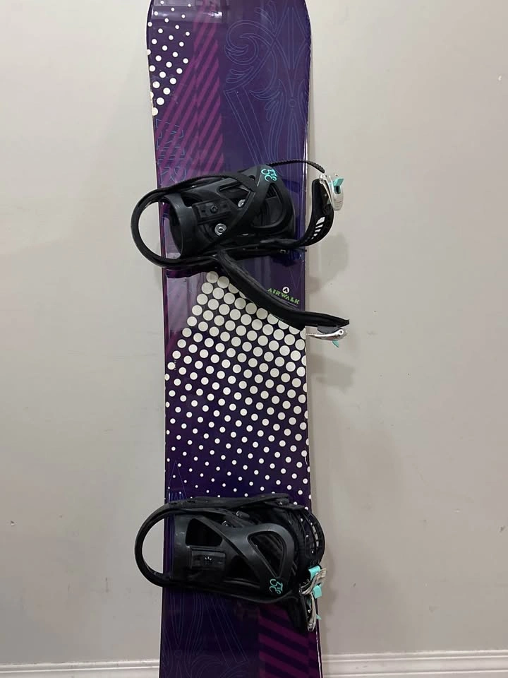 Complete Snowboard Starter Package – Board, Boots, Helmet, Goggl - photo 2