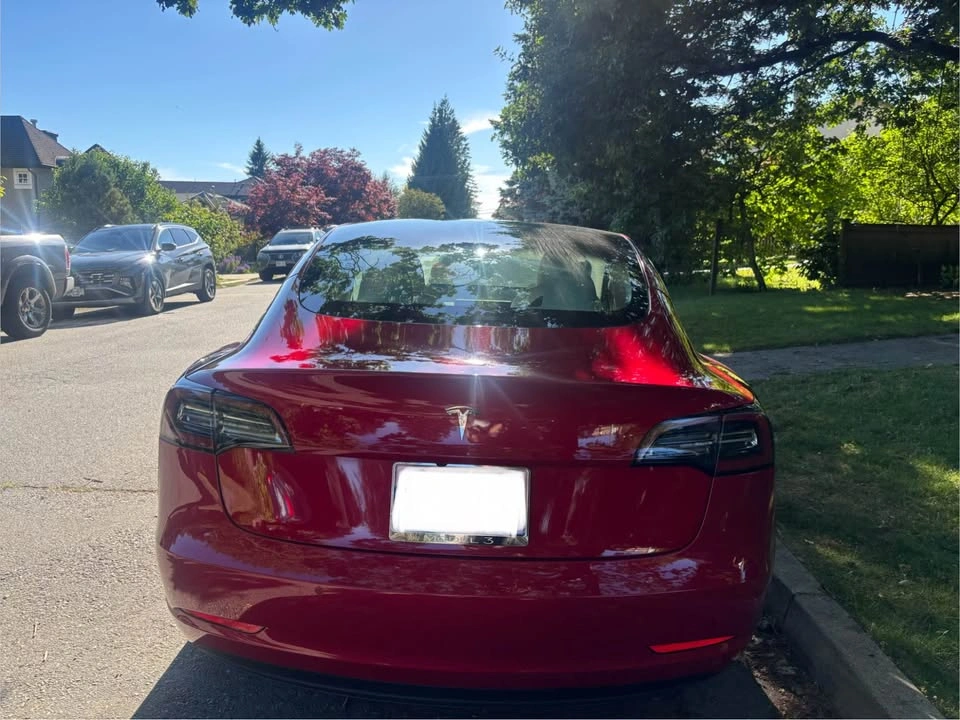 2022 Tesla Model 3 - photo 4